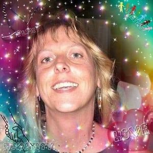 Meet your Posher, Carrie